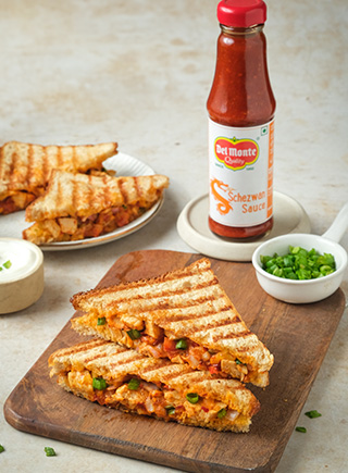 Schezwan Cheese Chicken Sandwich 