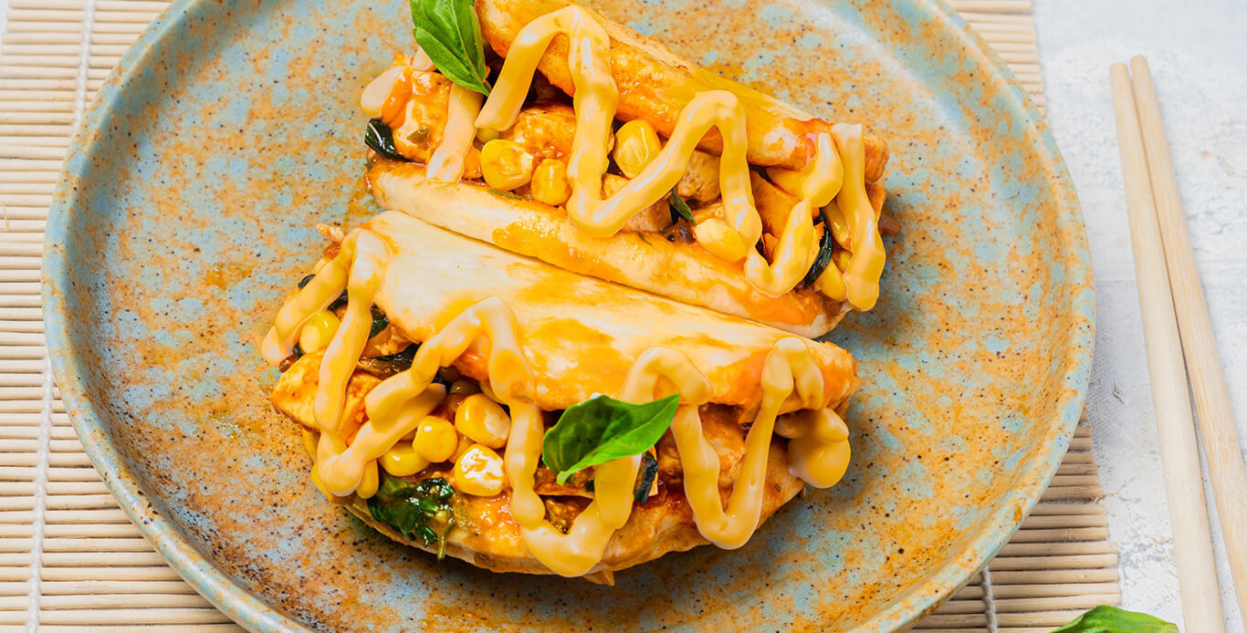 CORN AND BASIL PANEER BAO