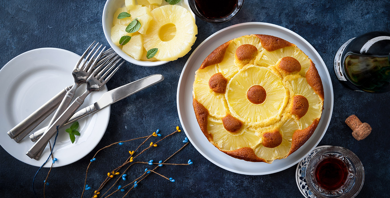 Pineapple cake 